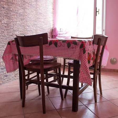 Apartament Poggi Dell'elmo Montalto Ligure